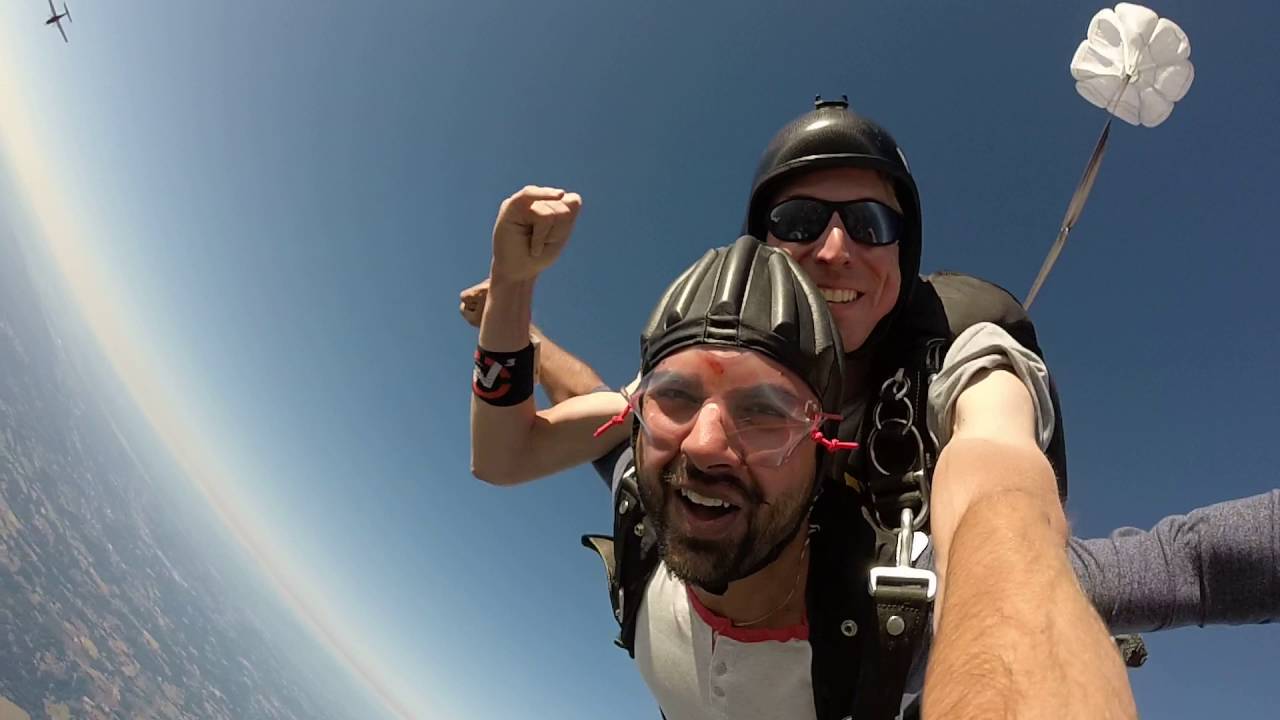 Indian tandem skydiving near death experience OREGON