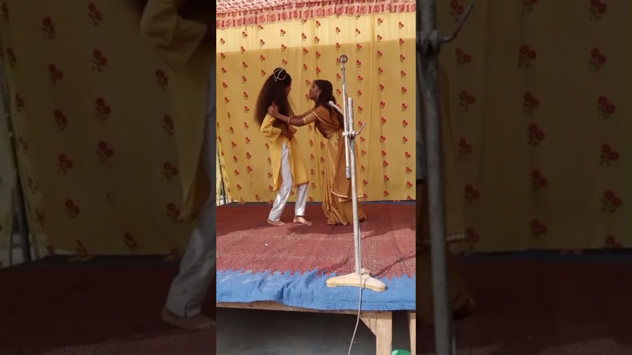 #radha kaise na jale# kgbv musafirkhana #annual Day program 😍