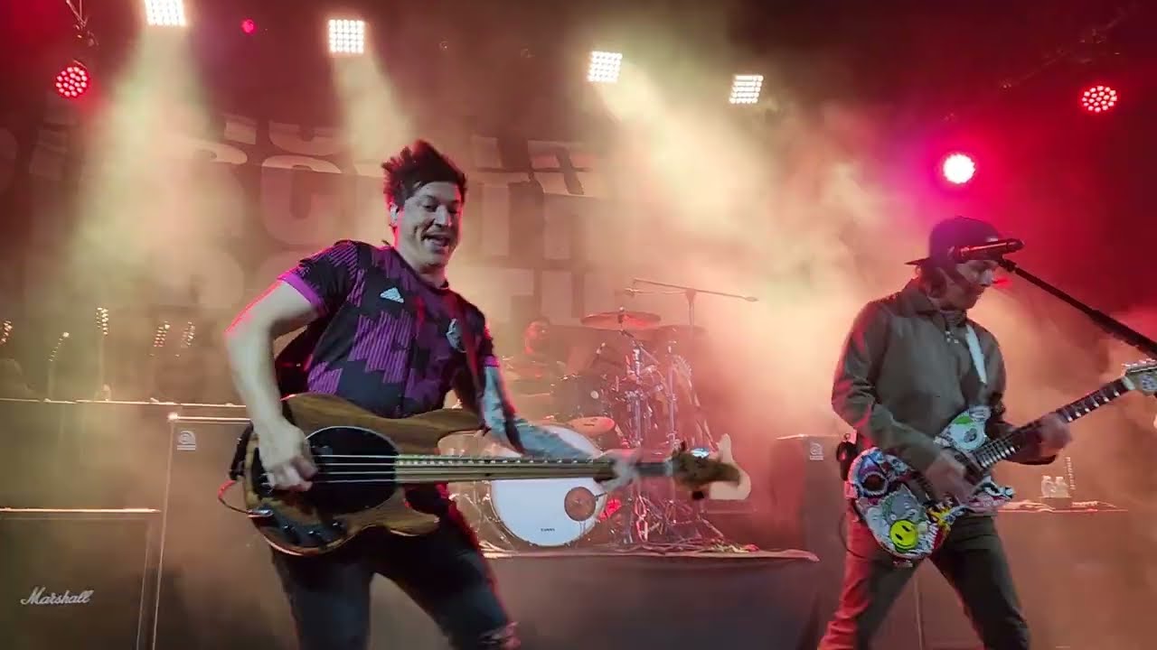 Pierce the Veil - Caraphernelia (C3 Stage, Guadalajara Mexico) Mar/27/2023