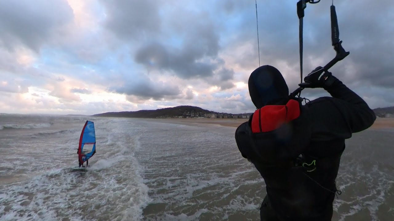 Kitesurf X Winsurf, Houlgate - kiteloop crash