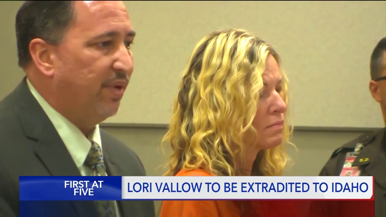Lori Vallow-Daybell in Kuauai courtroom, being extradited tonight