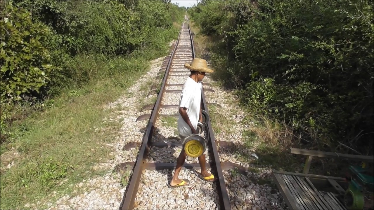 Bamboo Train Cambodia, funny ride