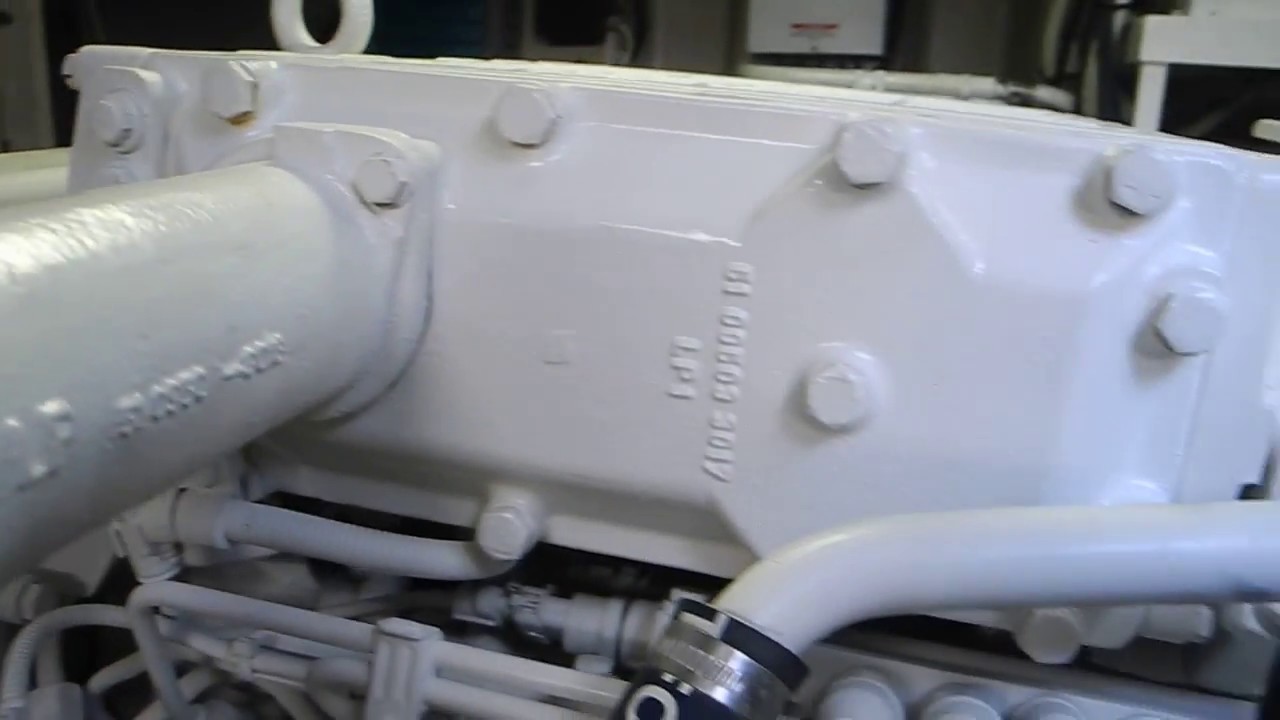 Sea Ray 60 engine room tour