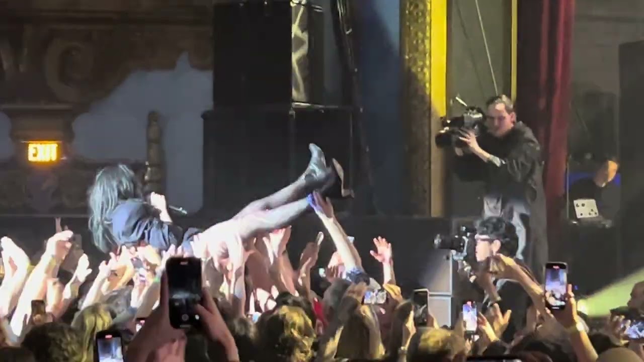 St. Vincent  - Krokodil . Live. Ventura. CA. 22.05.2024