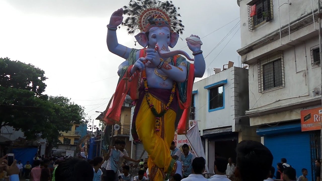 2017,Ganpati Visarjan, Versova Beach (Mumbai)