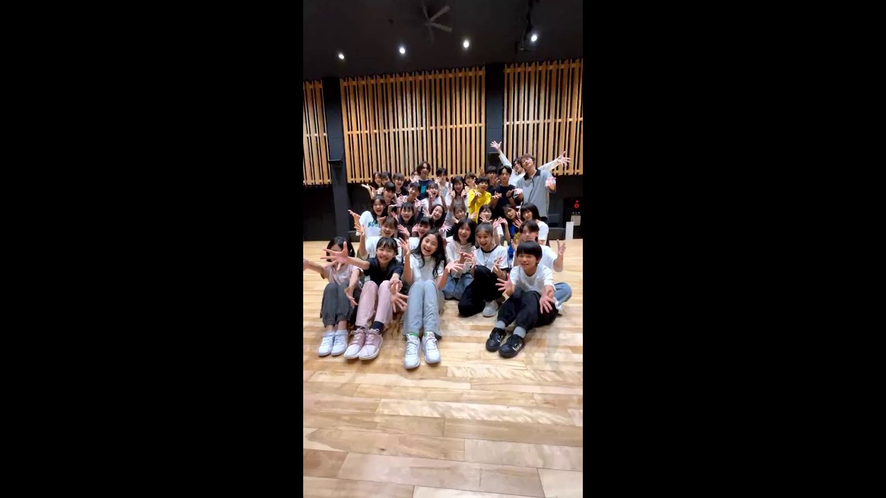 (2023.08.15) Instalive de AmuseCamp con todos los miembros - Sub Espa&ntilde;ol