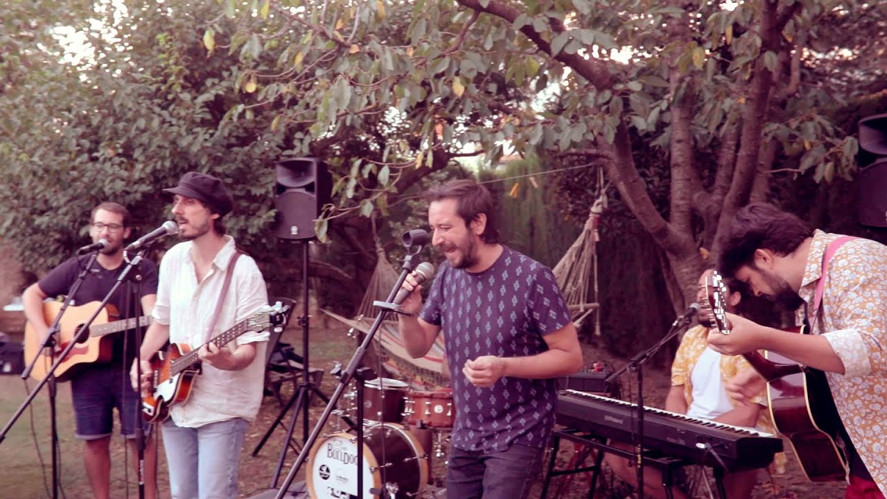 The Beatles - Nowhere man - Cover by Hey bulldogs & Litus Ruiz