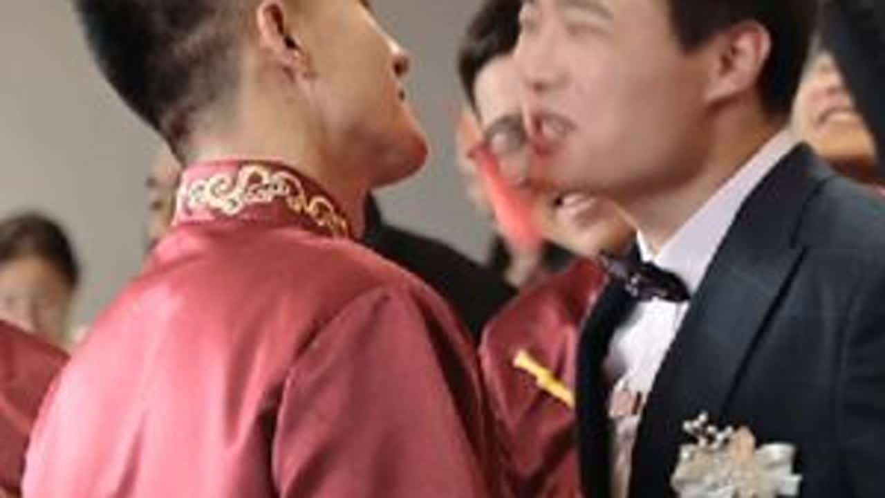 青春就在了门外  门内是婚姻的开始#拍出电影感