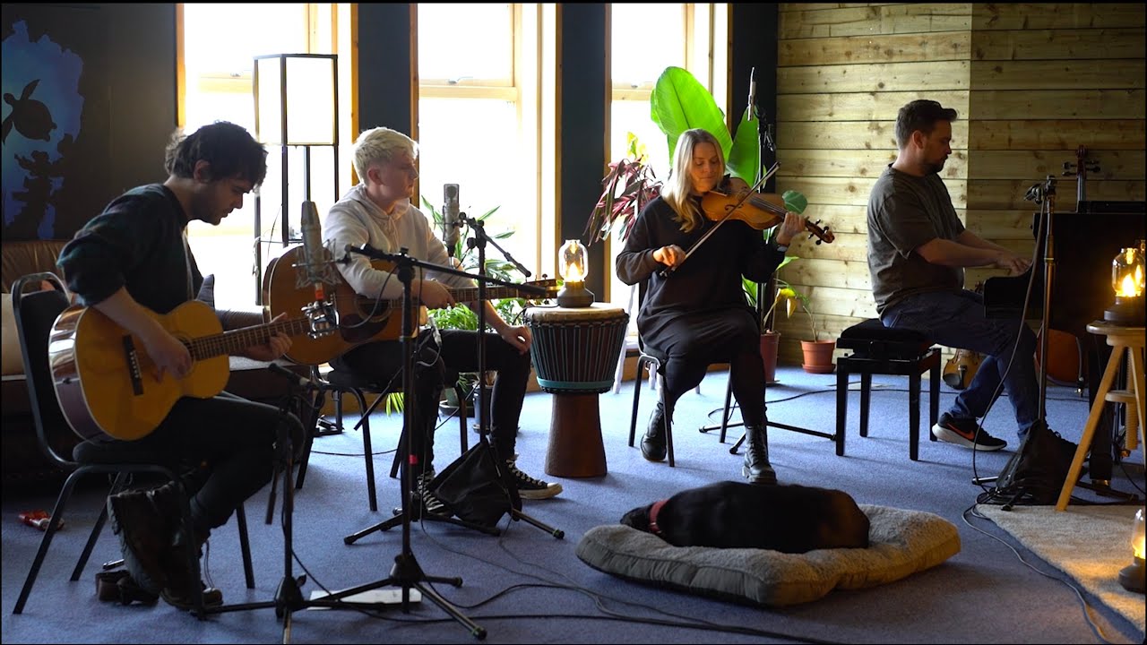Castles In The Sky - Jarad Rowan LIVE in Wee Studio