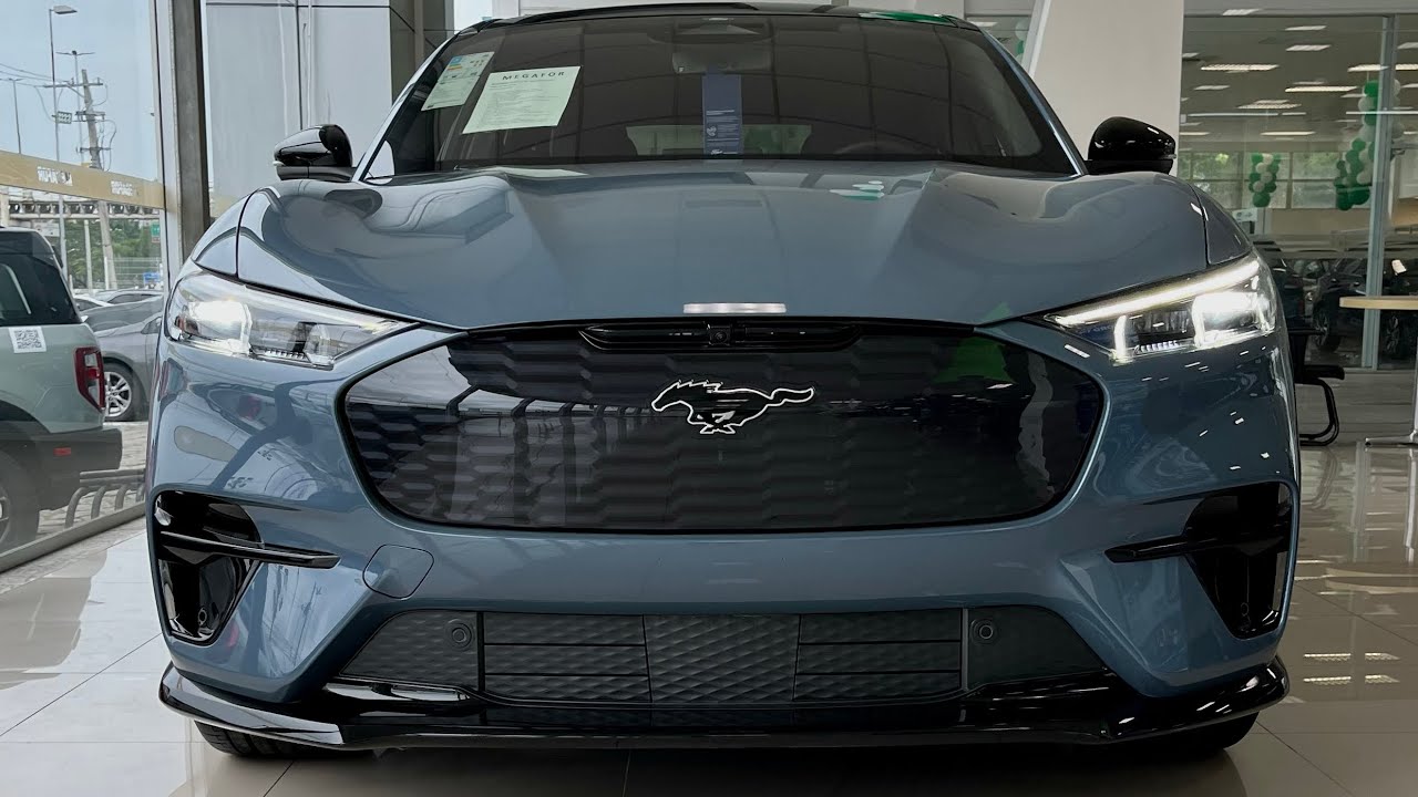 💥NOVO MUSTANG MACH E 4x 2024 VEJA O MUSTANG 4 porta e elétrico, em DETALHES!