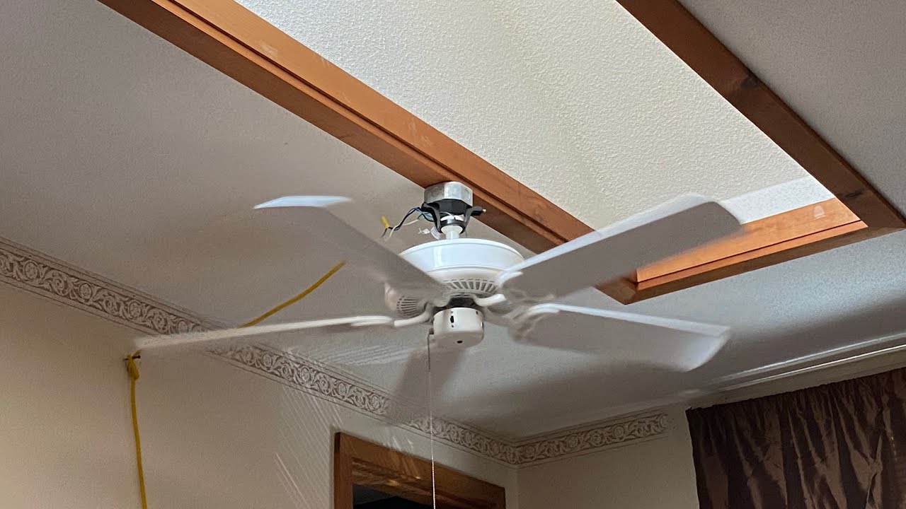1/2 Casablanca four seasons iii remote ceiling fan