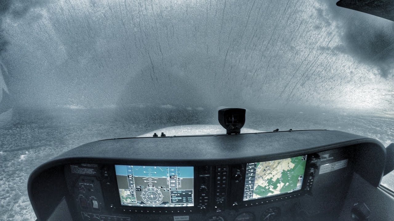 Cessna 172SP | Localizer Approach & Landing | Bad Weather | Pompano Beach