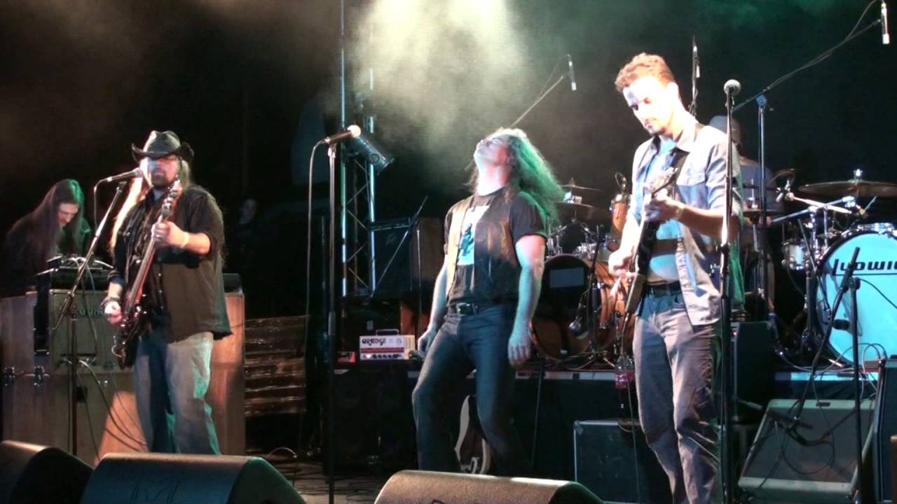 CRY FREE - 20th Birthday Show (2016)