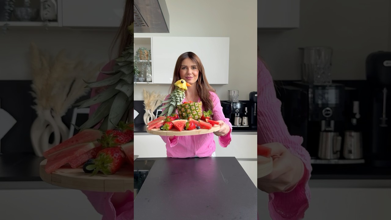 Wie findet ihr die Idee mit dem Obstvogel?😃🤍 #obst #obstteller #mama #essen #lecker #kreativ