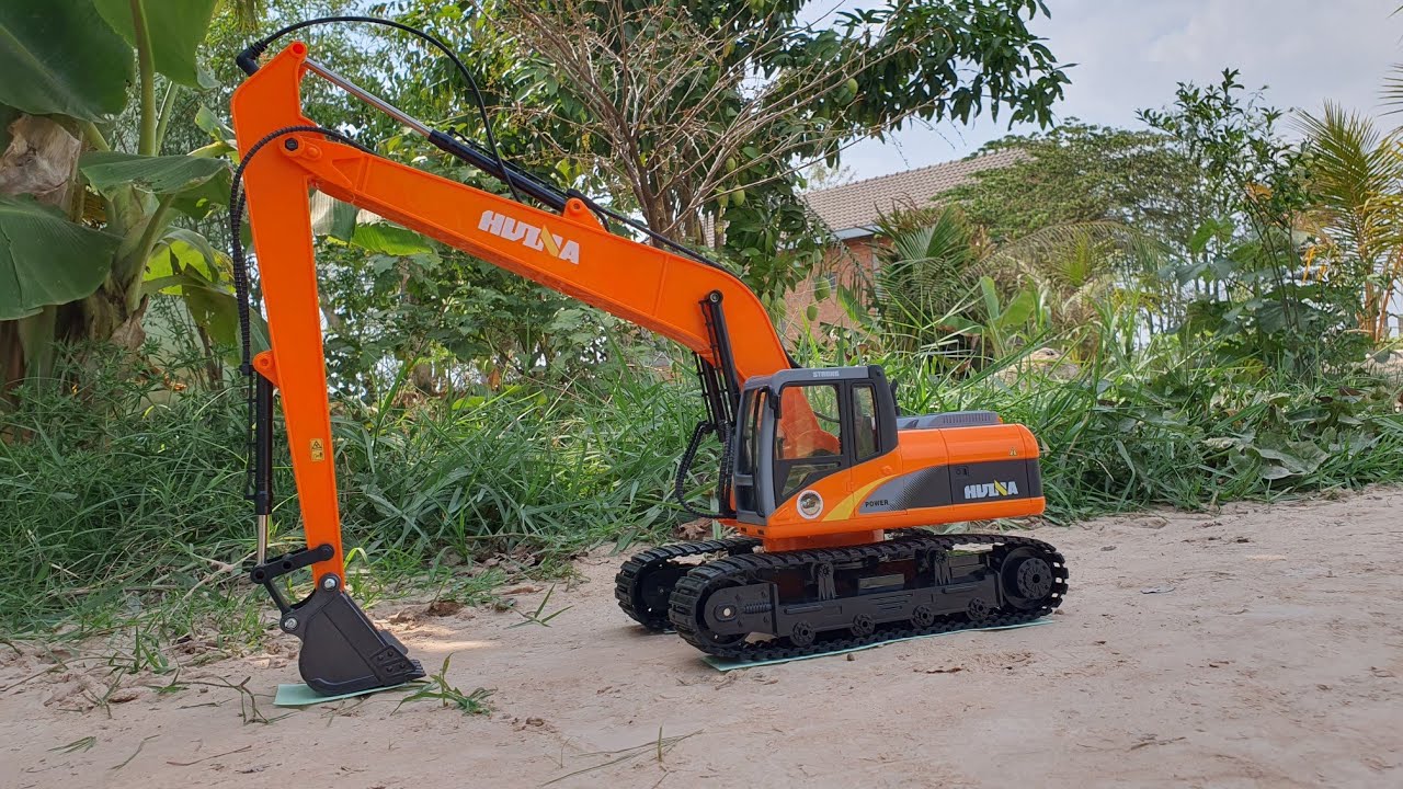 RC Huina 1551 Long Arm Excavator review and testing