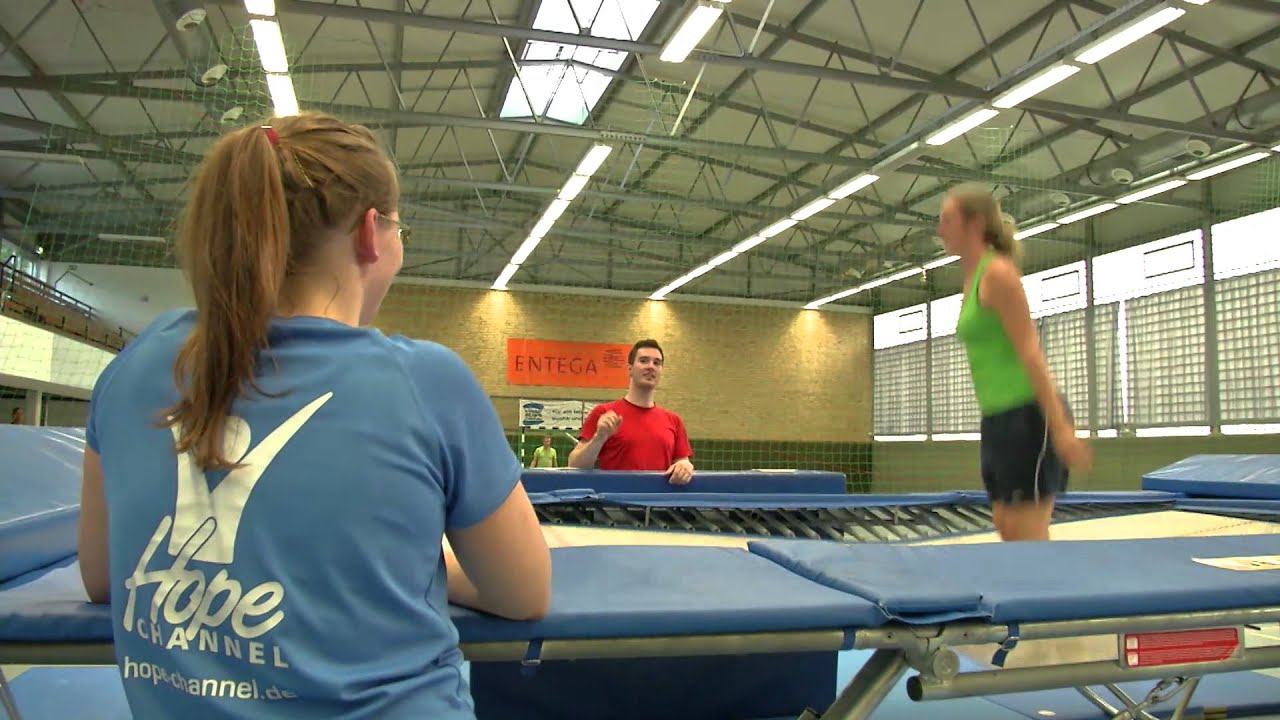 Sportlich: Trampolin