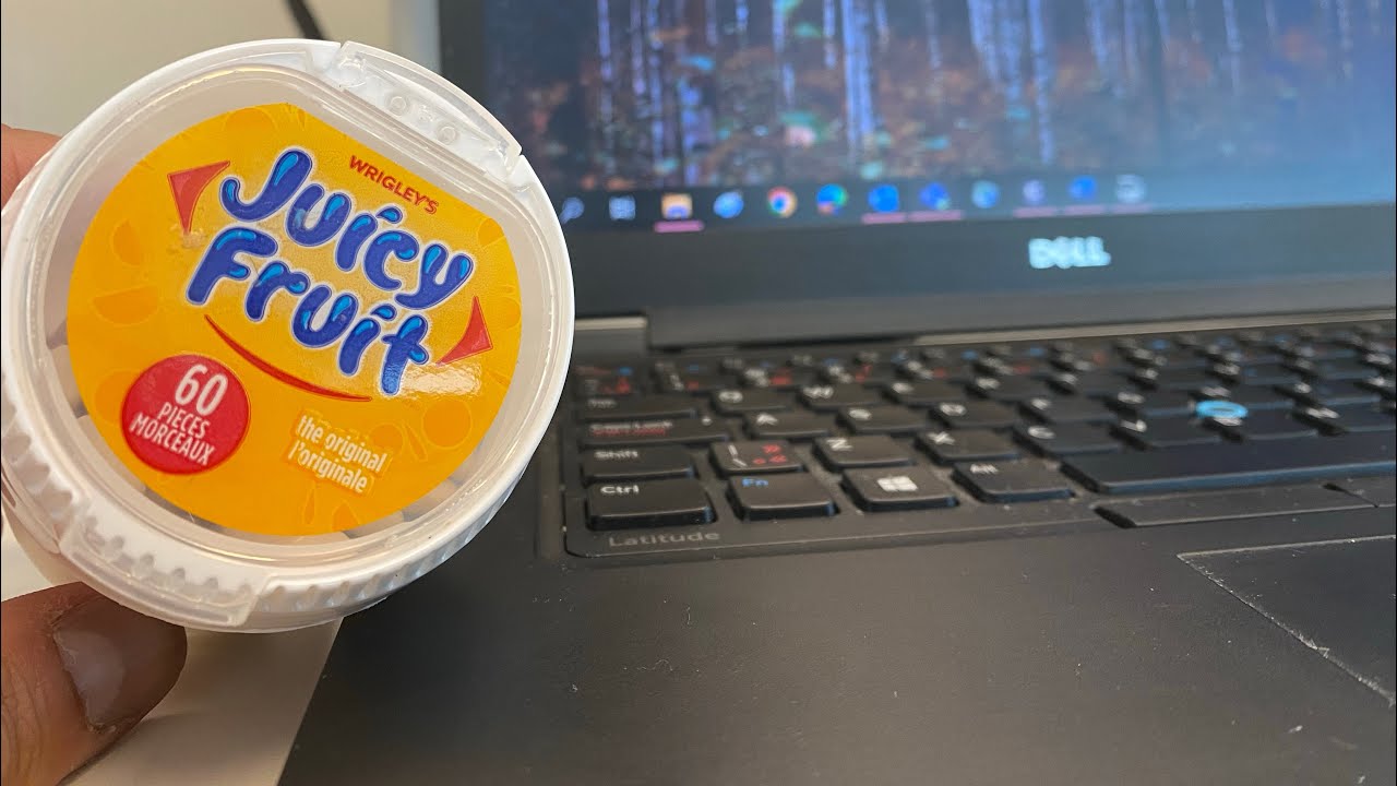 ASMR Gum Chewing @ the Office - Office Sounds, Typing, and Chewing Gum⌨️💻