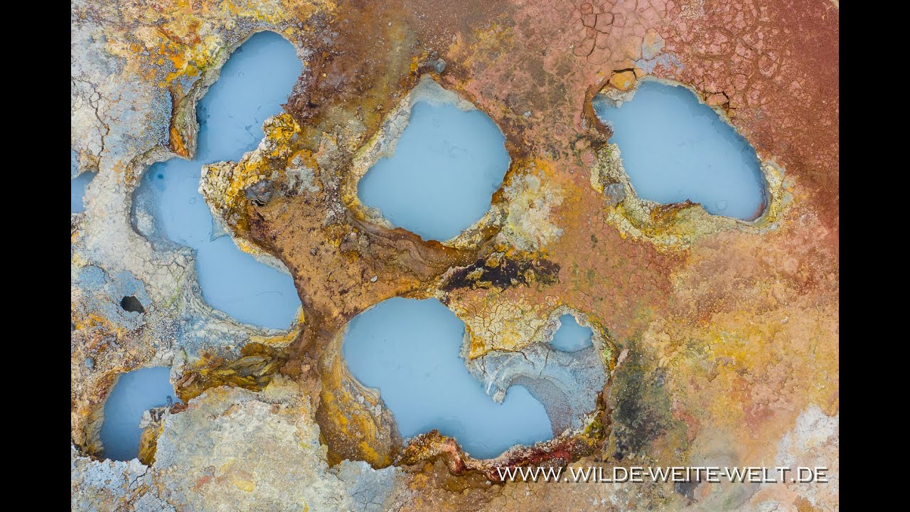 Aerial View: Thermal Area Gunnuhver of Iceland - Von oben: Islands Thermalgebiet Gunnuhver