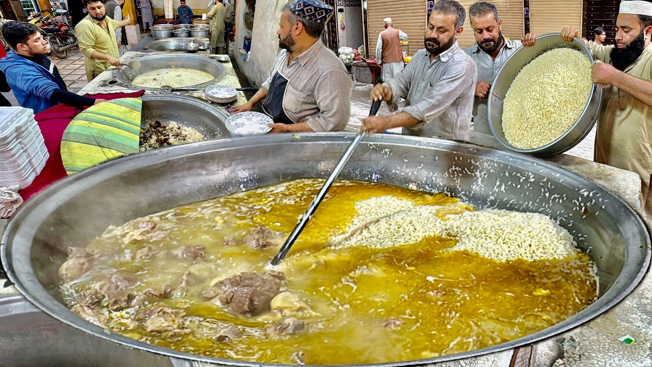 MOST FLAVOURFUL 100 KG GIANT MEAT AFGHANI YAKHNI PULAO MAKING - KABULI PULAO RECIPE