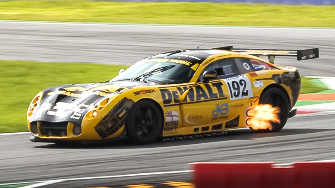 2 x TVR T400R (Tuscan R) Race Cars in Action: Sound, Accelerations & Fly Bys!