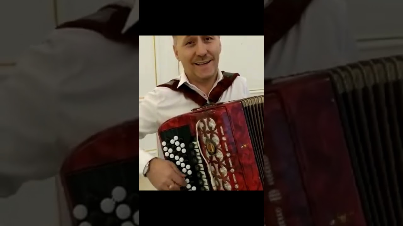 Яшьлектэ сойган яр сагындым килеп ал. Матур жыр. Official