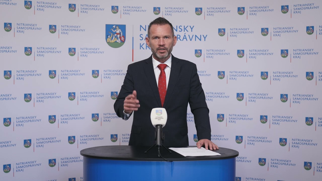 Poslanci schváli výmenu školských pozemkov. Na Hlinu podávame trestné oznámenie, tvrdí Becík