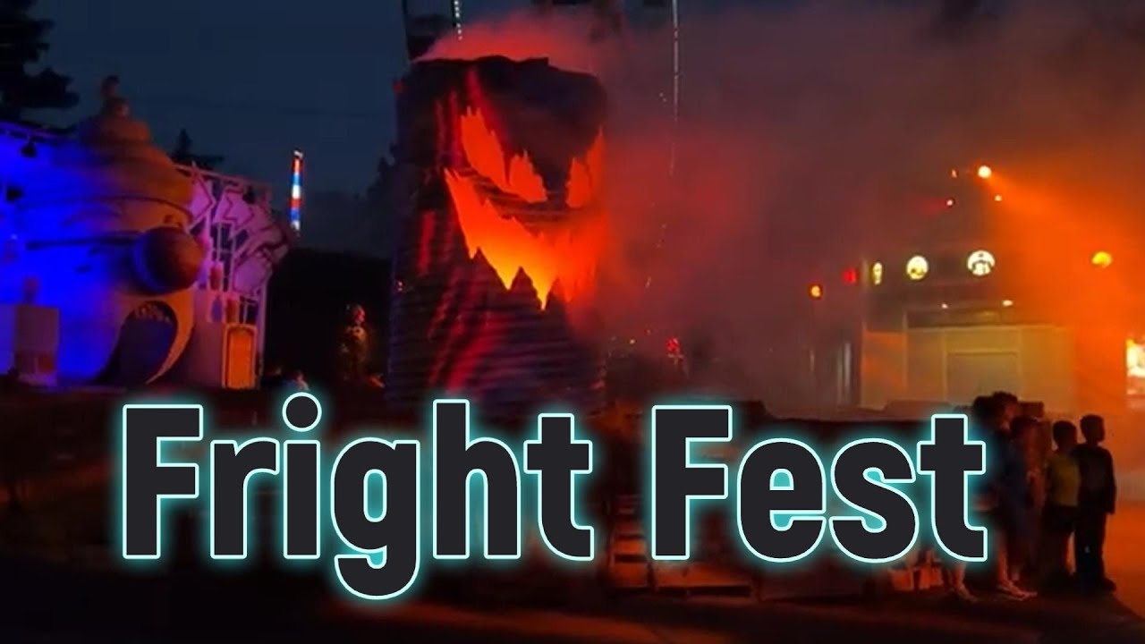 Fright Fest | Six Flags St.  Louis | Opening Night
