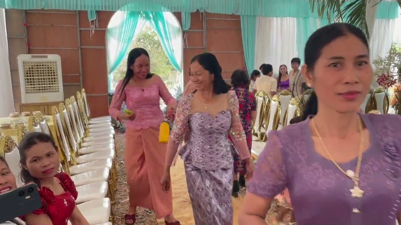 We’re at a beautiful Khmer traditional wedding in Boeng Raing