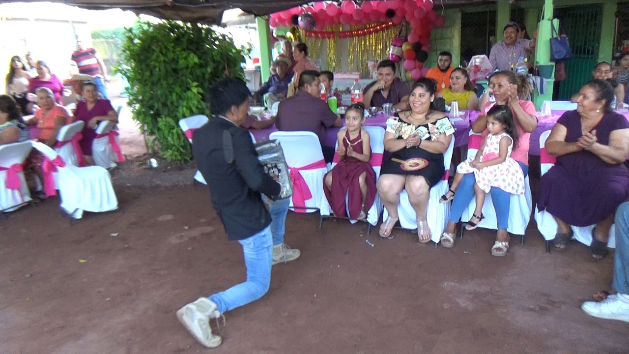 grandiosa fiesta de cumpleaños de la srita yasmin en zacango municipio de cutzamala guerrero video#1
