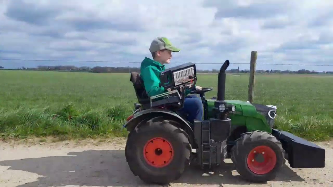Mini Fendt 1050 vario electric