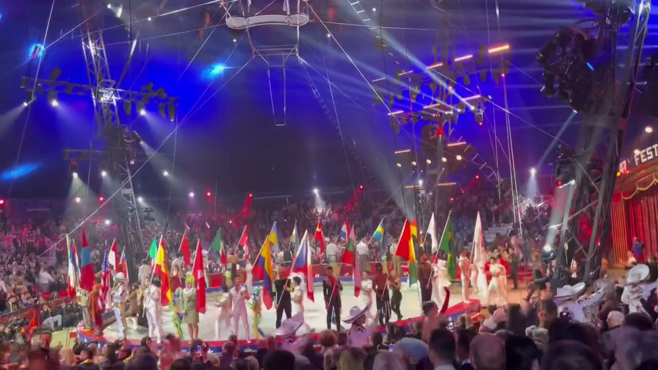 Enjoy this buteafull evening  Life is circus Monte carlo show #Monaco #montecarlo #circus 