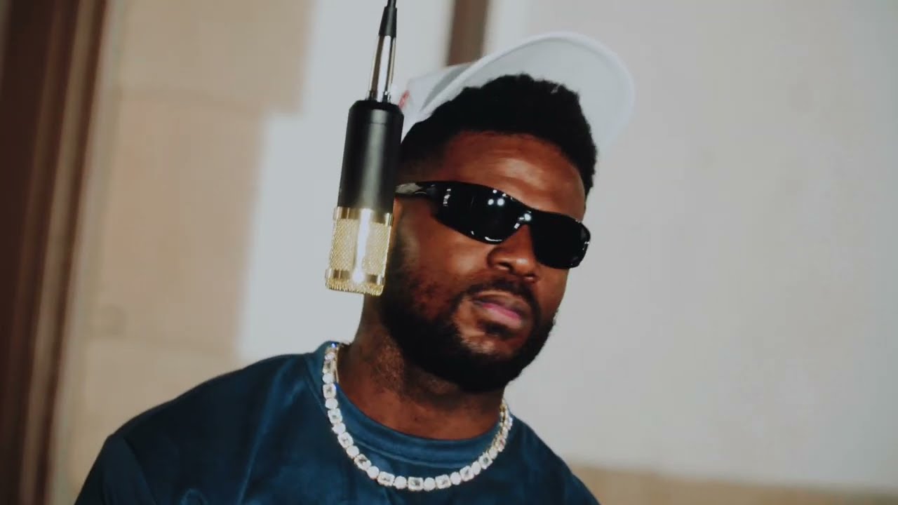 DRAGON MACHINE- WAITING F4U (OFFICIAL VISUALISER)