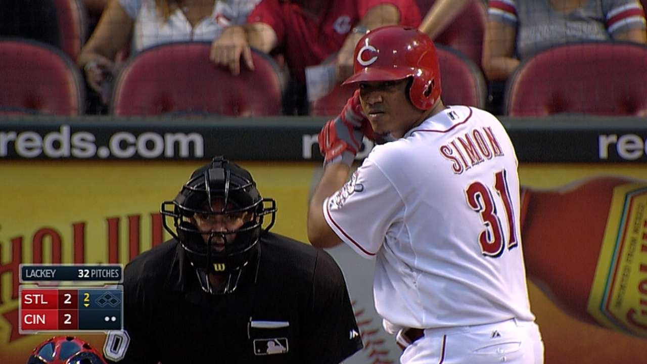 STL@CIN: Simon leads Reds to win with bat, arm