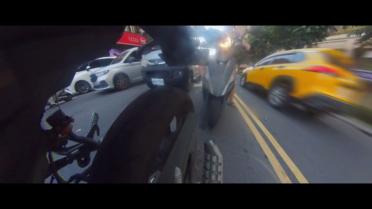 (Sky Moto)Ninja 300後輪視角
