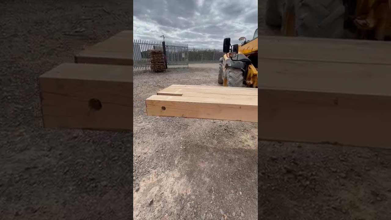 Our stunning 5m x 1m x 200mm NEW Hardwood Mats #civilengineering #construction #materials #timber
