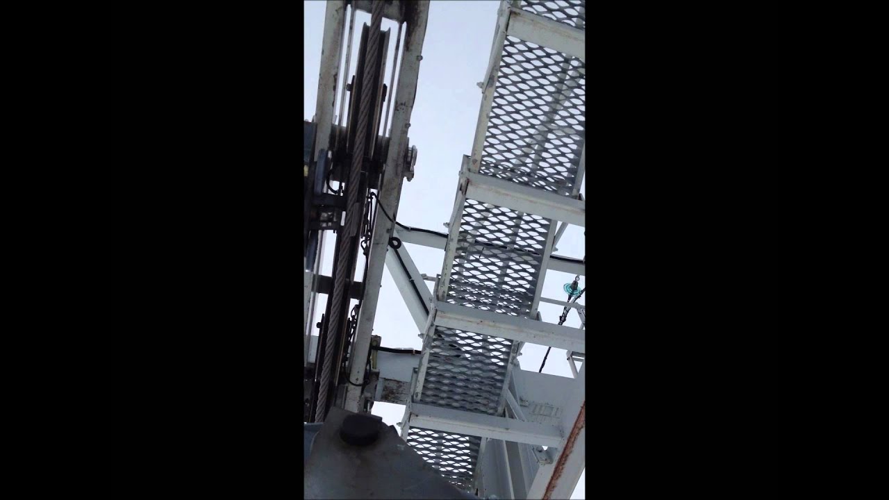 Télésiège débrayable triplace du Crêt du Loup,La Clusaz(1979).wmv