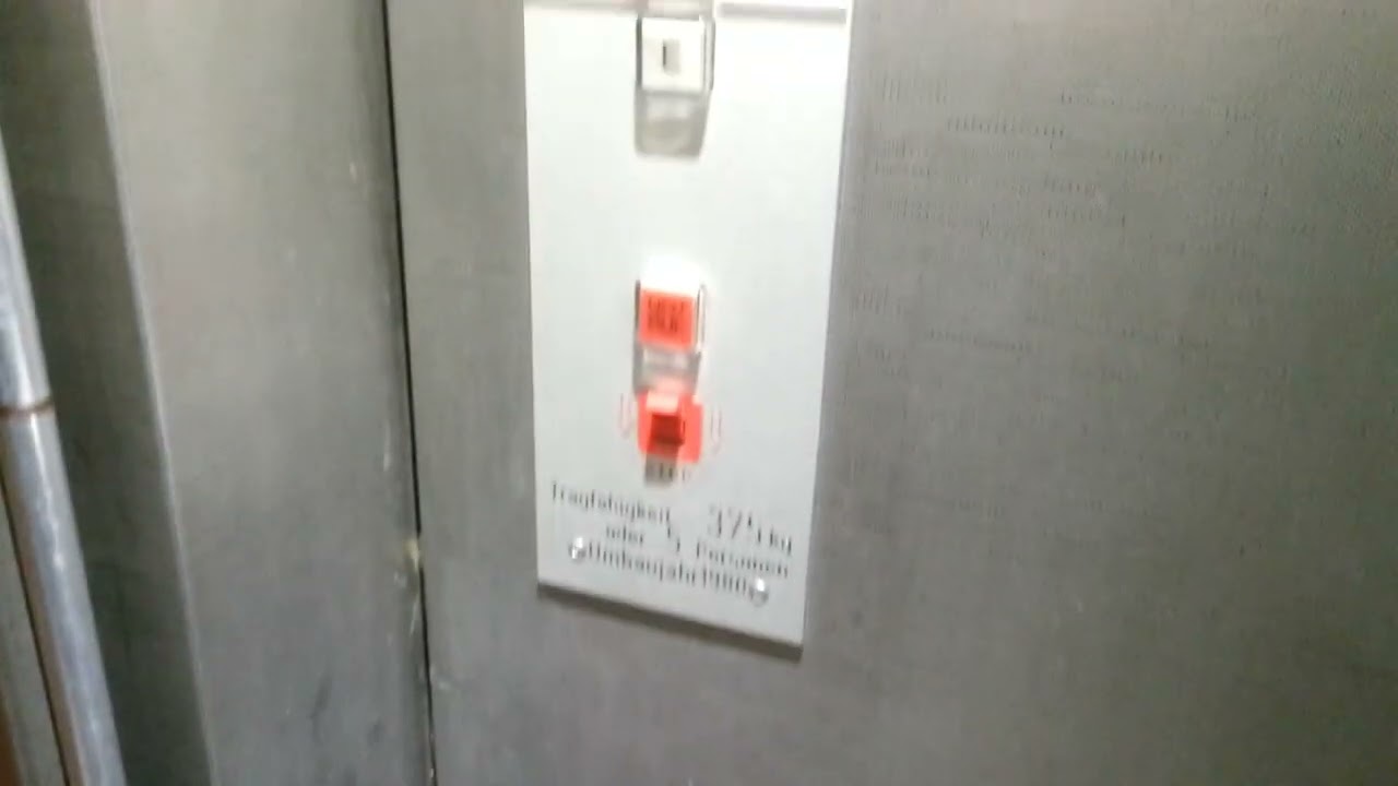 Aus dem Archiv -- Testvideo aus 2015, DORDEL Aufzug