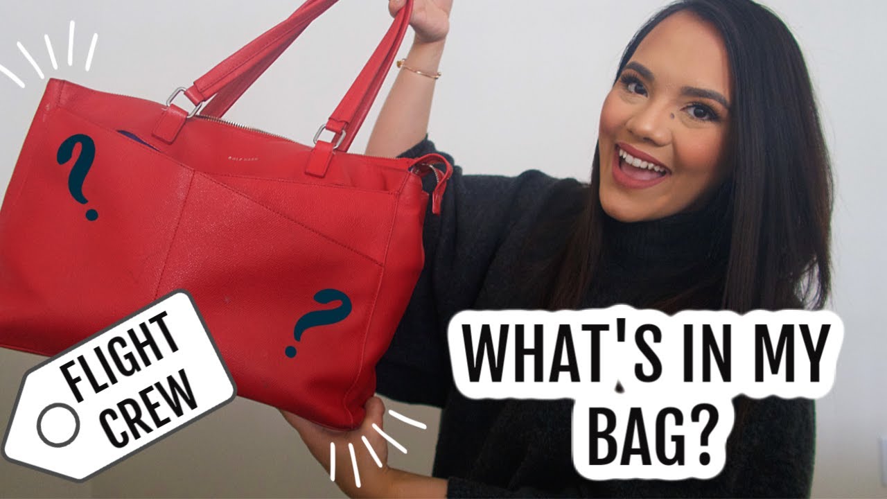 WHAT'S IN MY BAG?!? FLIGHT ATTENDANT EDITION