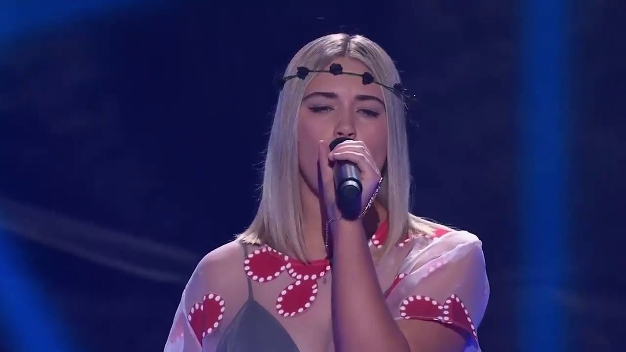 Lyndall Wennekes sings 'Beautiful Disaster