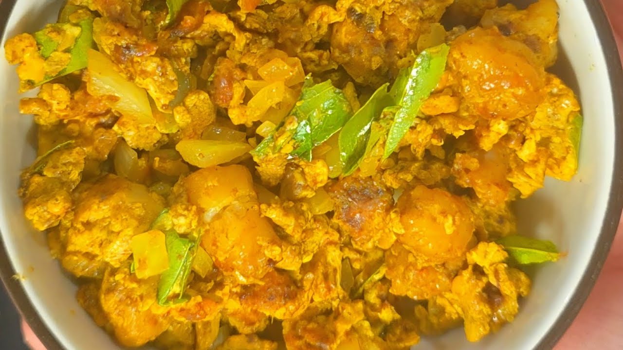 Prawn Egg Kothu🍤 Recipe in Tamil #easyrecipes #recipe #eggrecipe #food #foodie #cookingchannel