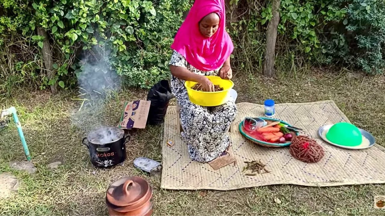 GREEN PIGEON PEAS (MBAAZI) COOKED WITH RICE/ SIMPLE AND HEALTHY KENYAN RECIPE #cooking