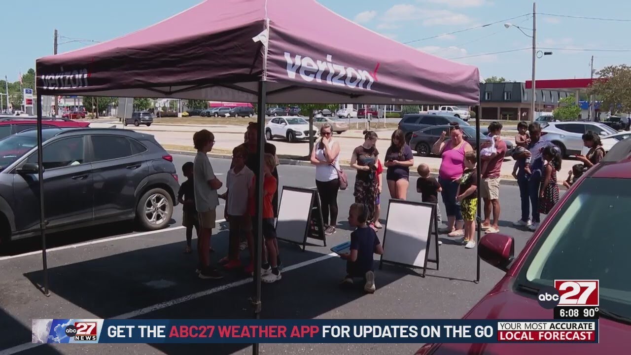 Midstate Verizon stores hold backpack giveaway