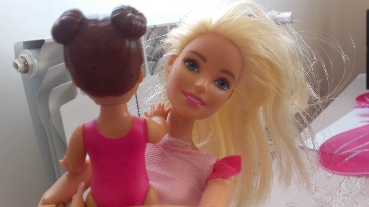 Rodzinka Barbie ❤ - Matylda jest chora odc. 3