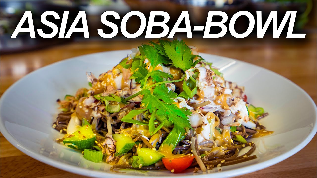 REZEPT: Asia Soba Nudelsalat | Legendäres Sesam-Dressing | #AsiaBowl