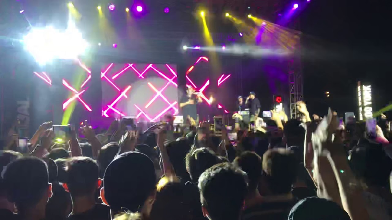 Biglang liko - Ron Henley @ KALYE TUNES 2020 / UP FAIR 2020 #KalyeTunes2020 #UPFair2020