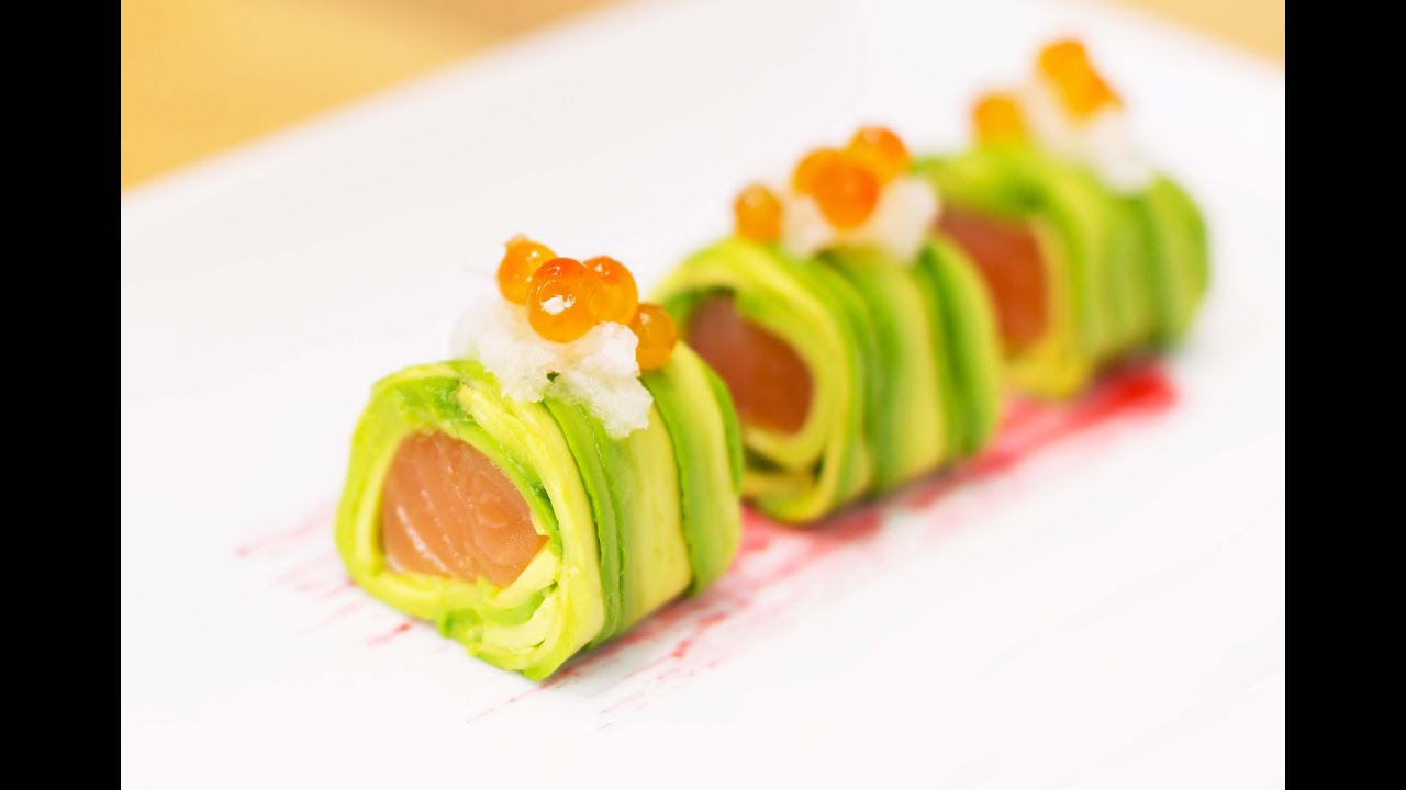 How to Make Alaskan Avocado Roll