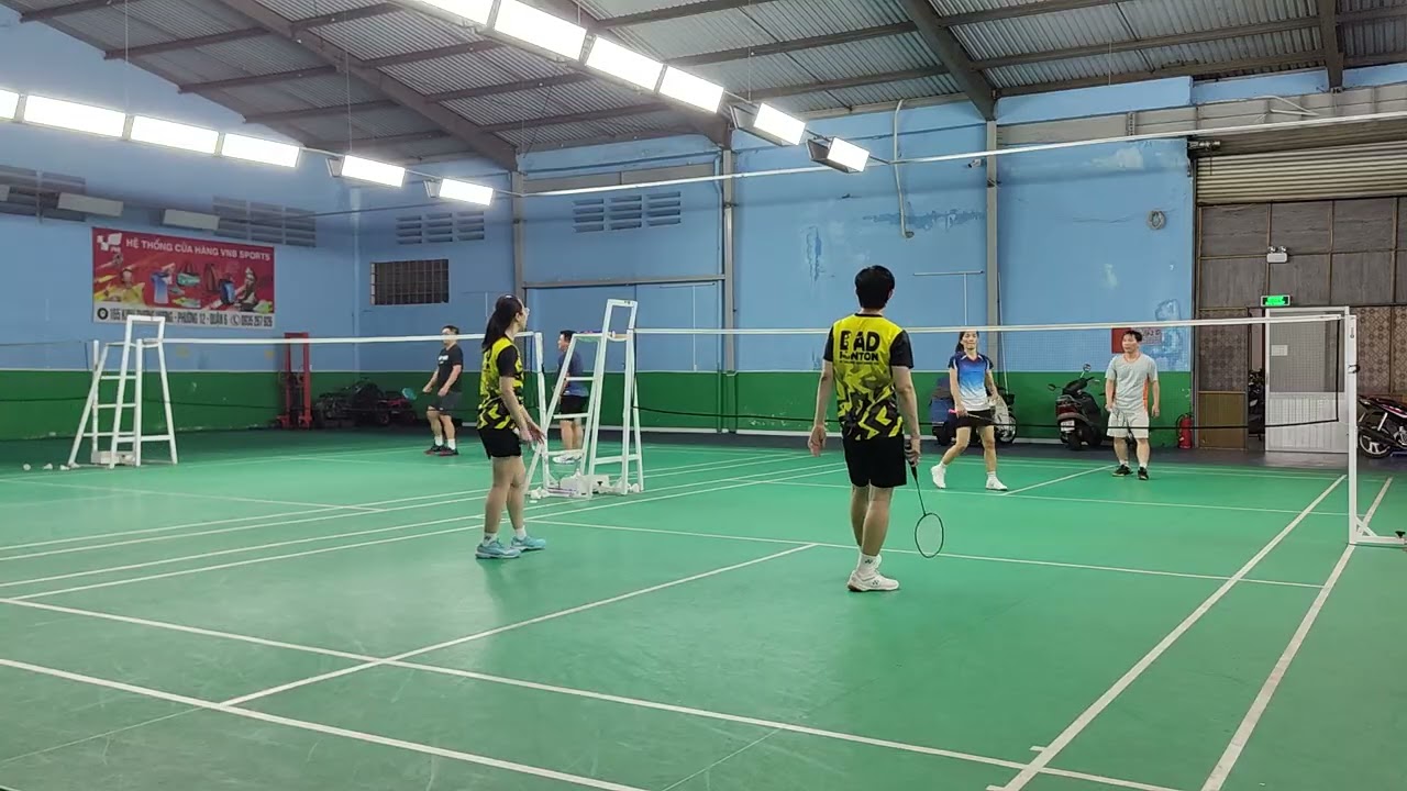 TÚ / HÀI VS CA / VLAI