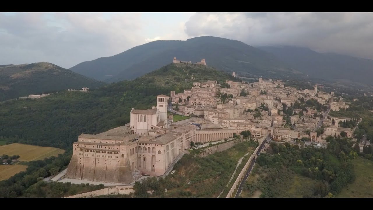 Assisi Walking Tour- Pilgrimage Tour of Italy