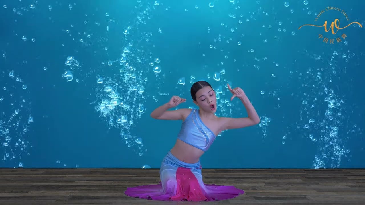 吐泡泡的小鱼 - 傣族舞蹈 （Chinese Folk Dance _ Dai)
