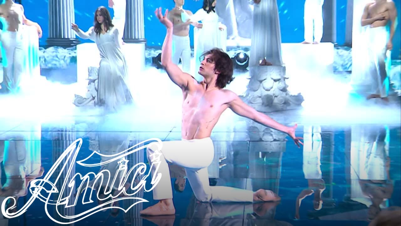 Amici 21 - Michele - Strength of a thousand men